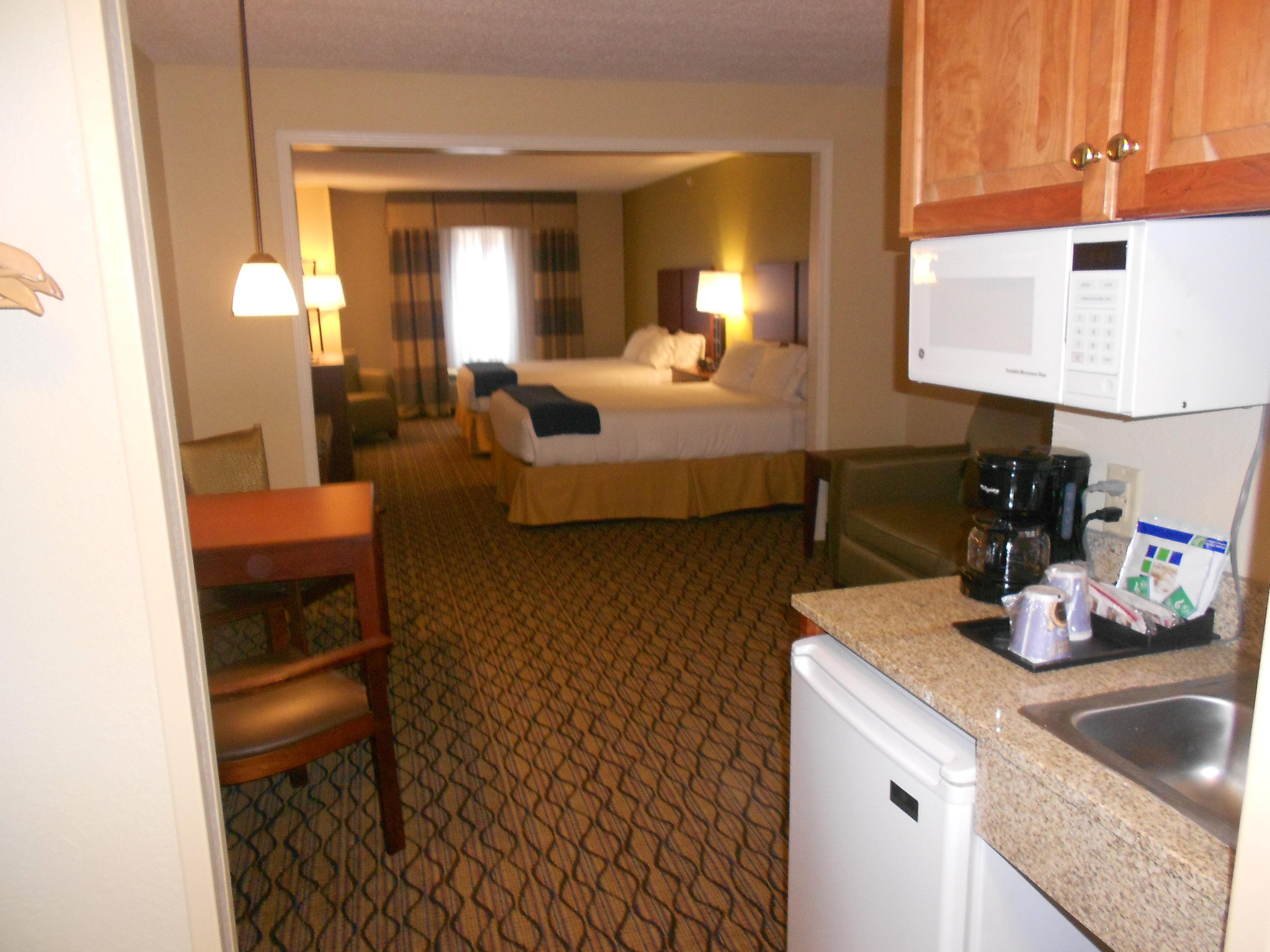 Holiday Inn Express Hotel & Suites Lancaster Oda fotoğraf