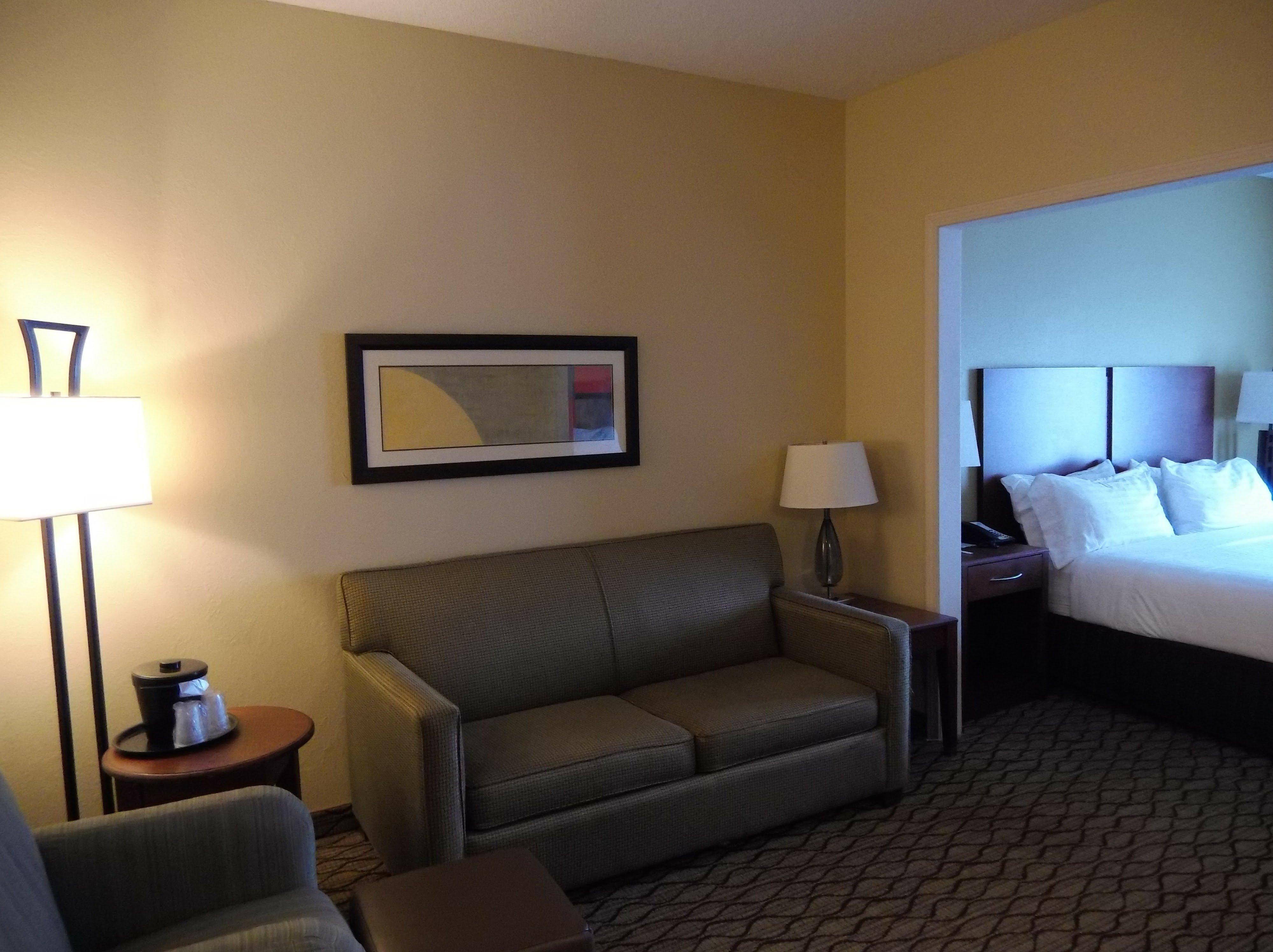 Holiday Inn Express Hotel & Suites Lancaster Dış mekan fotoğraf