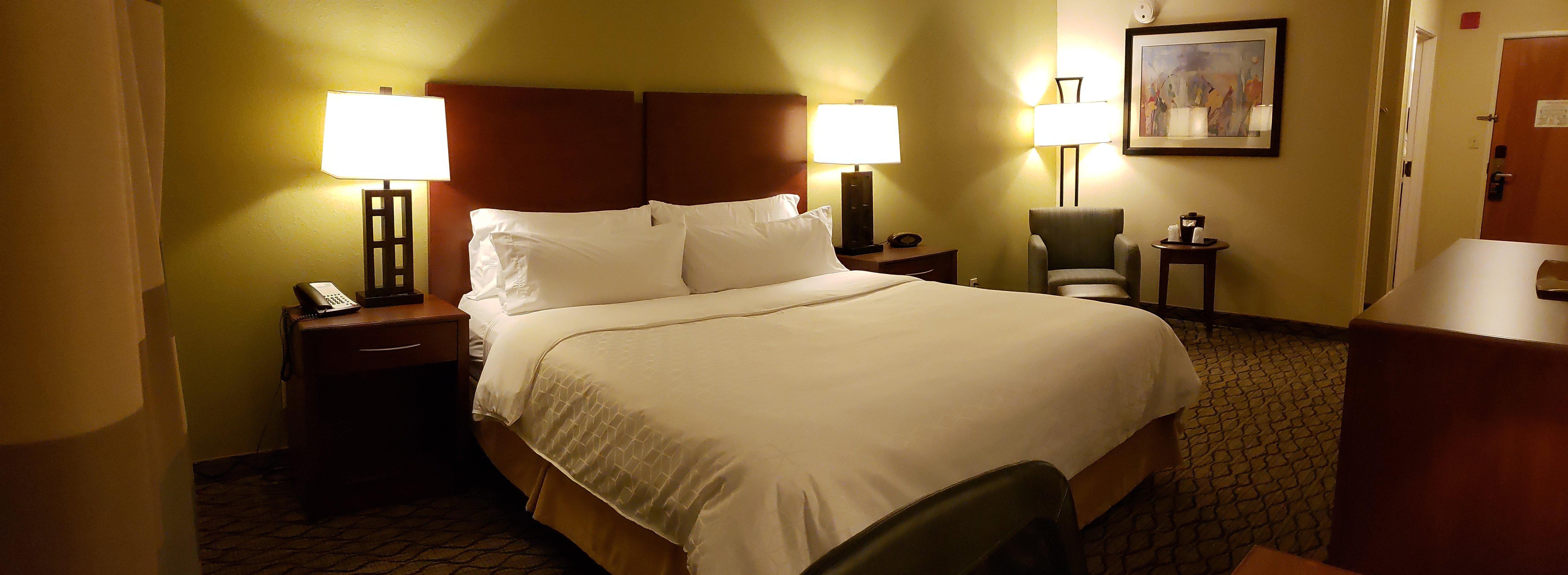 Holiday Inn Express Hotel & Suites Lancaster Dış mekan fotoğraf