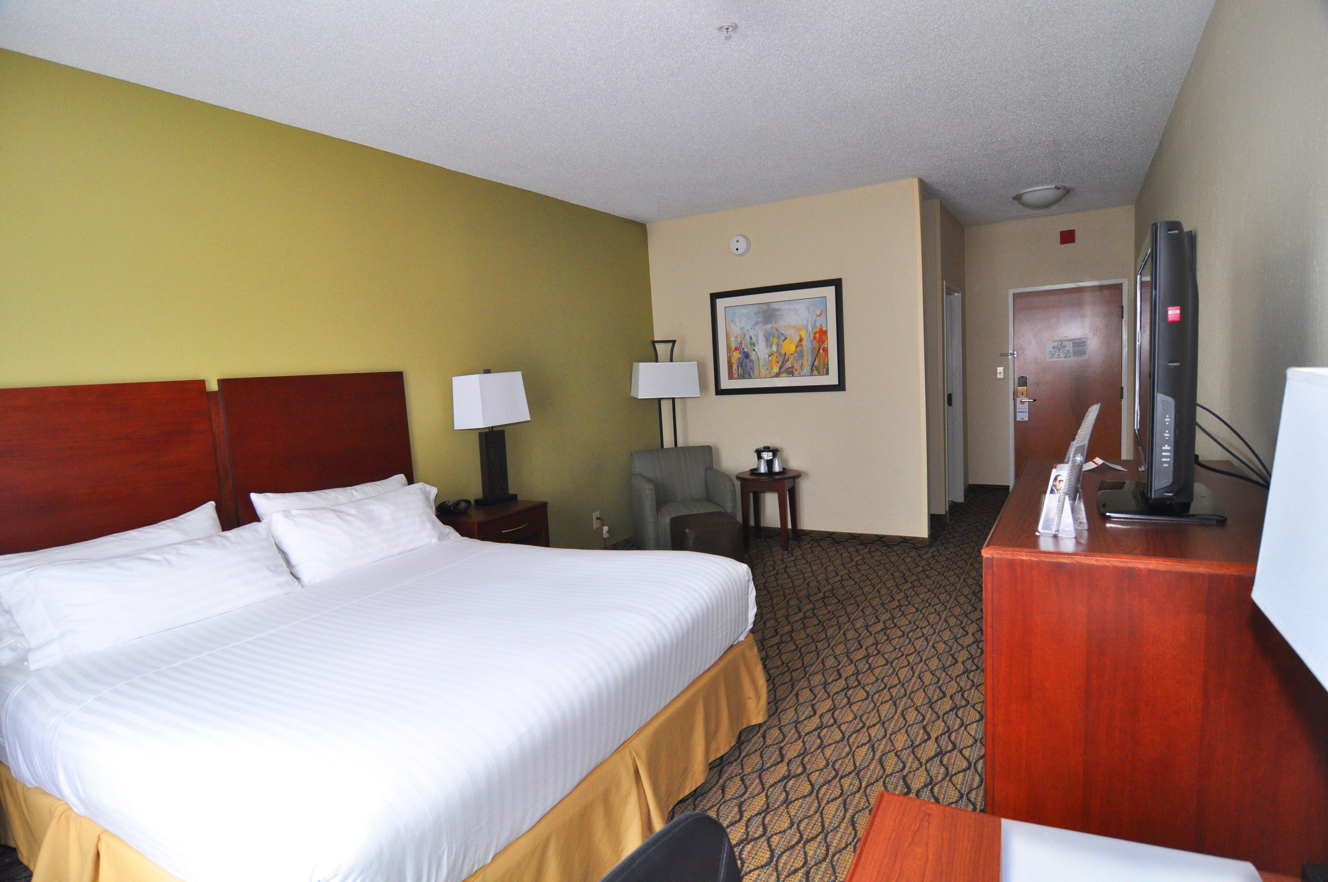 Holiday Inn Express Hotel & Suites Lancaster Dış mekan fotoğraf