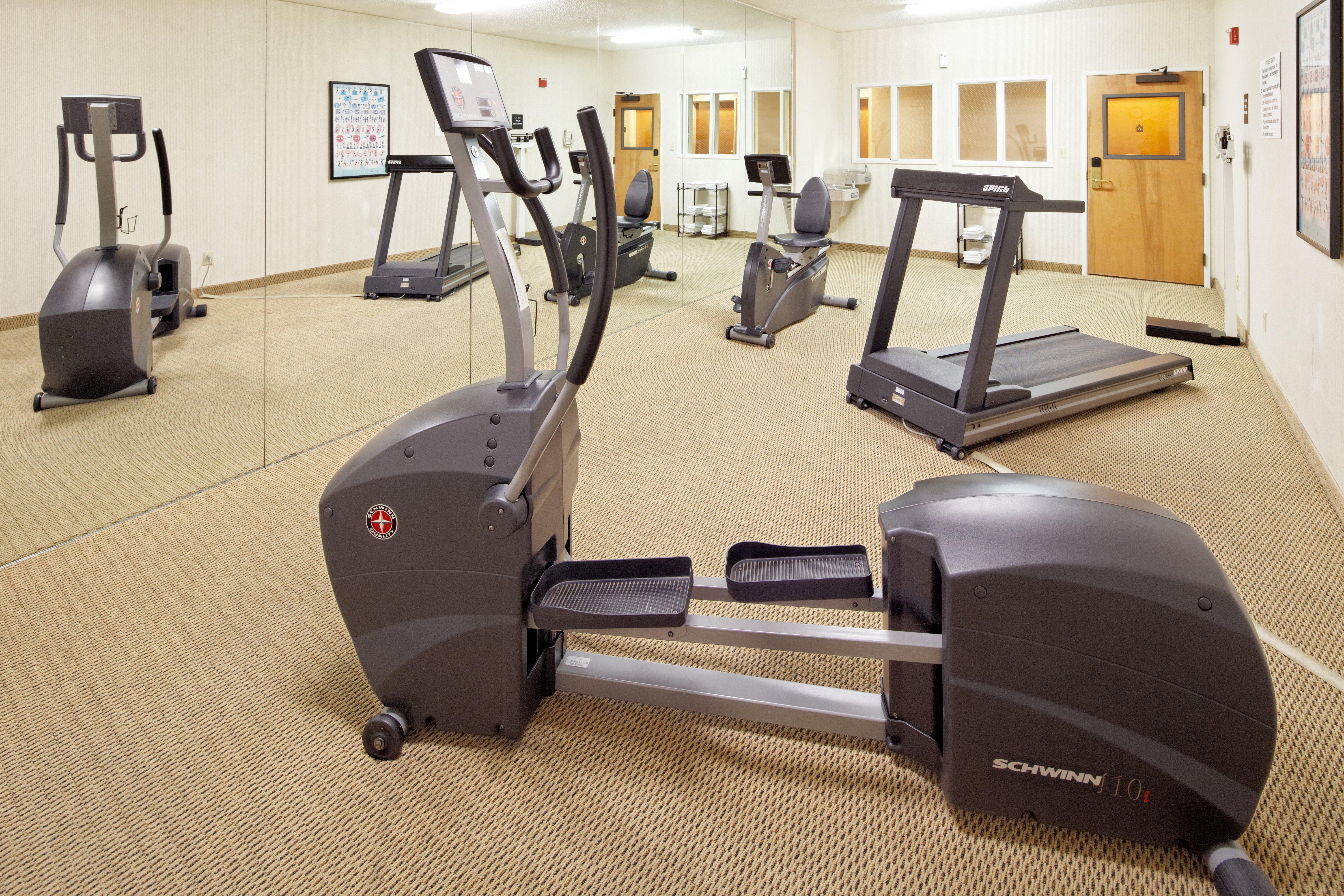 Holiday Inn Express Hotel & Suites Lancaster Dış mekan fotoğraf