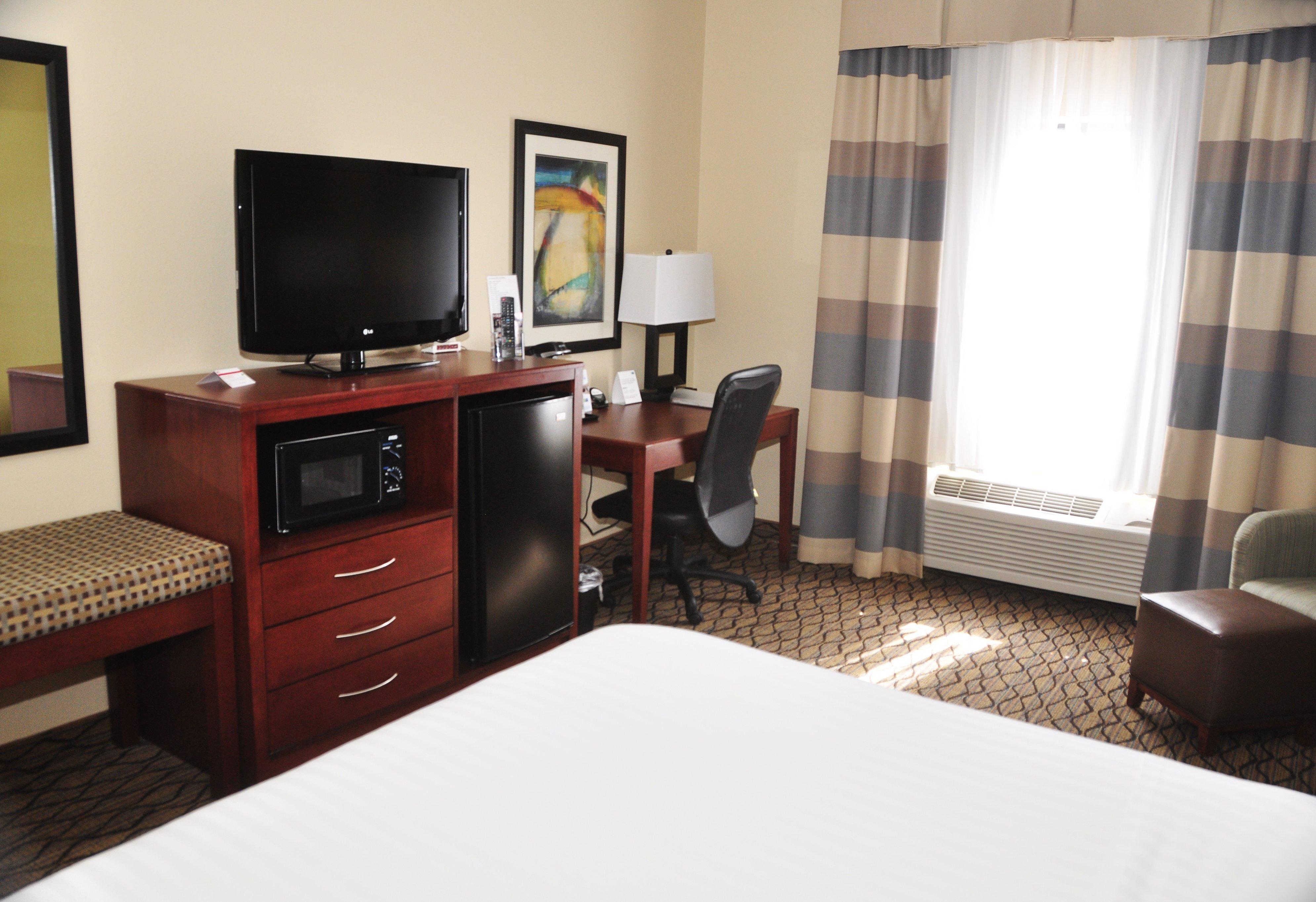Holiday Inn Express Hotel & Suites Lancaster Dış mekan fotoğraf