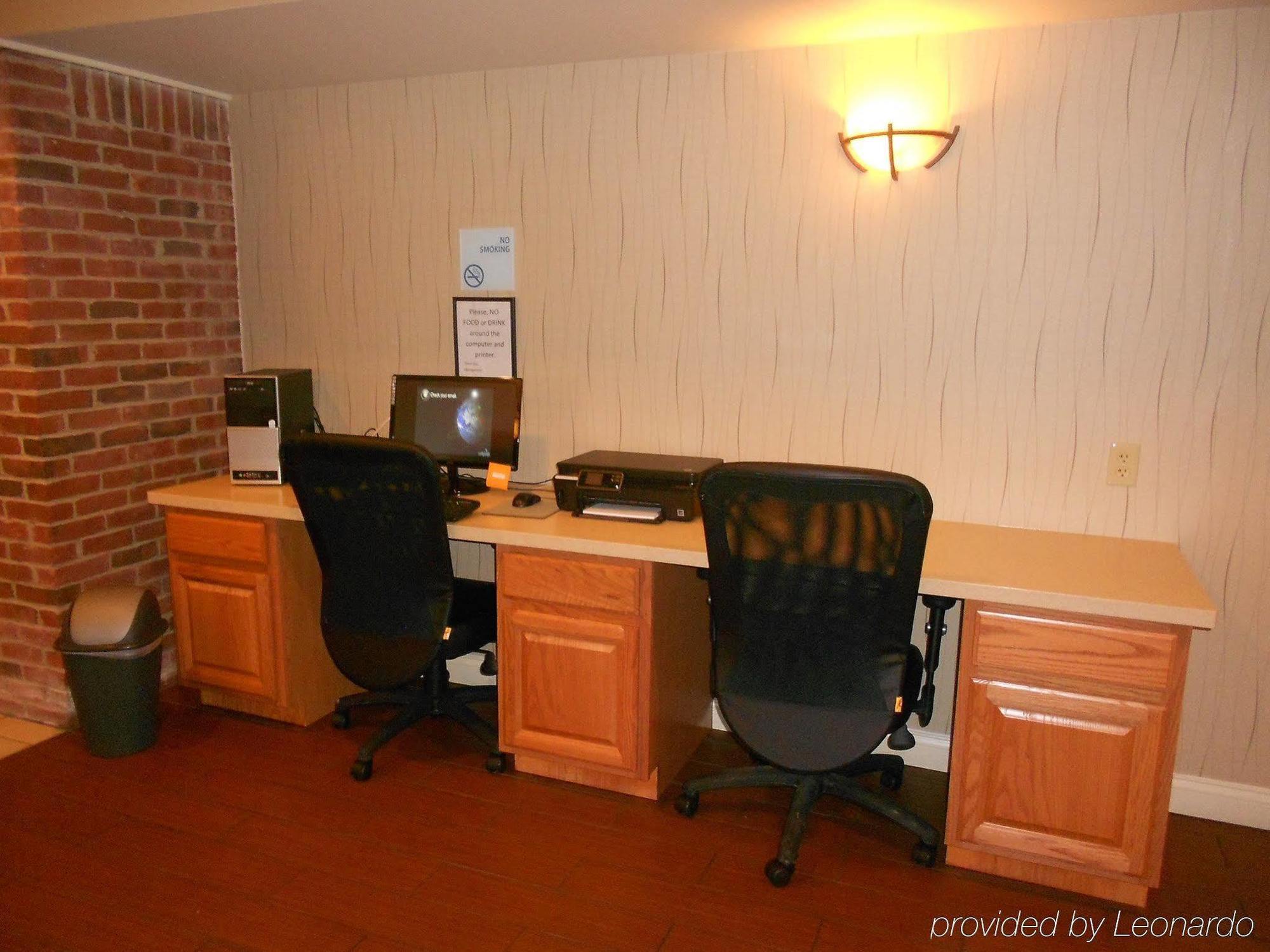 Holiday Inn Express Hotel & Suites Lancaster Konforlar fotoğraf